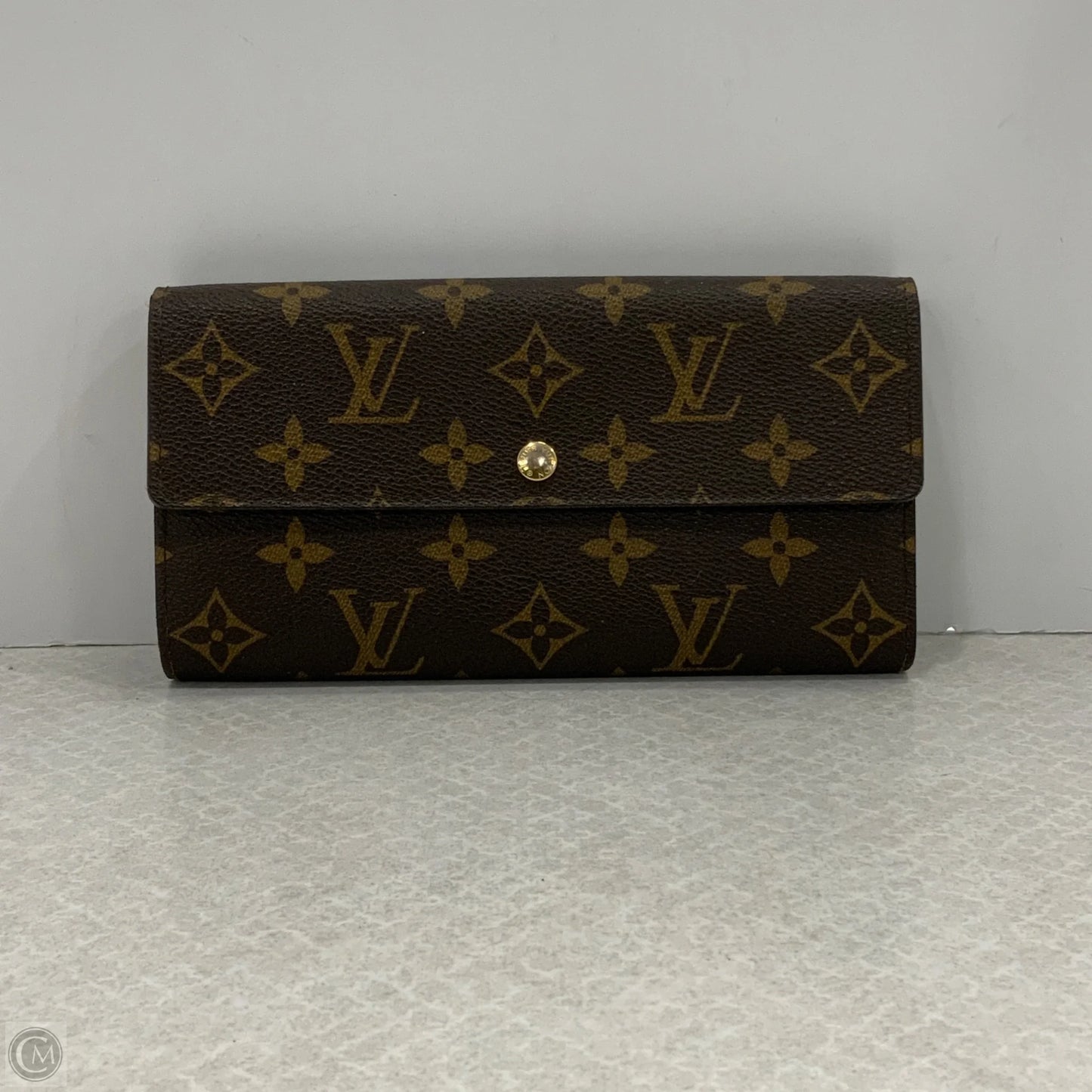 Wallet Luxury Designer By Louis Vuitton, Size: Medium