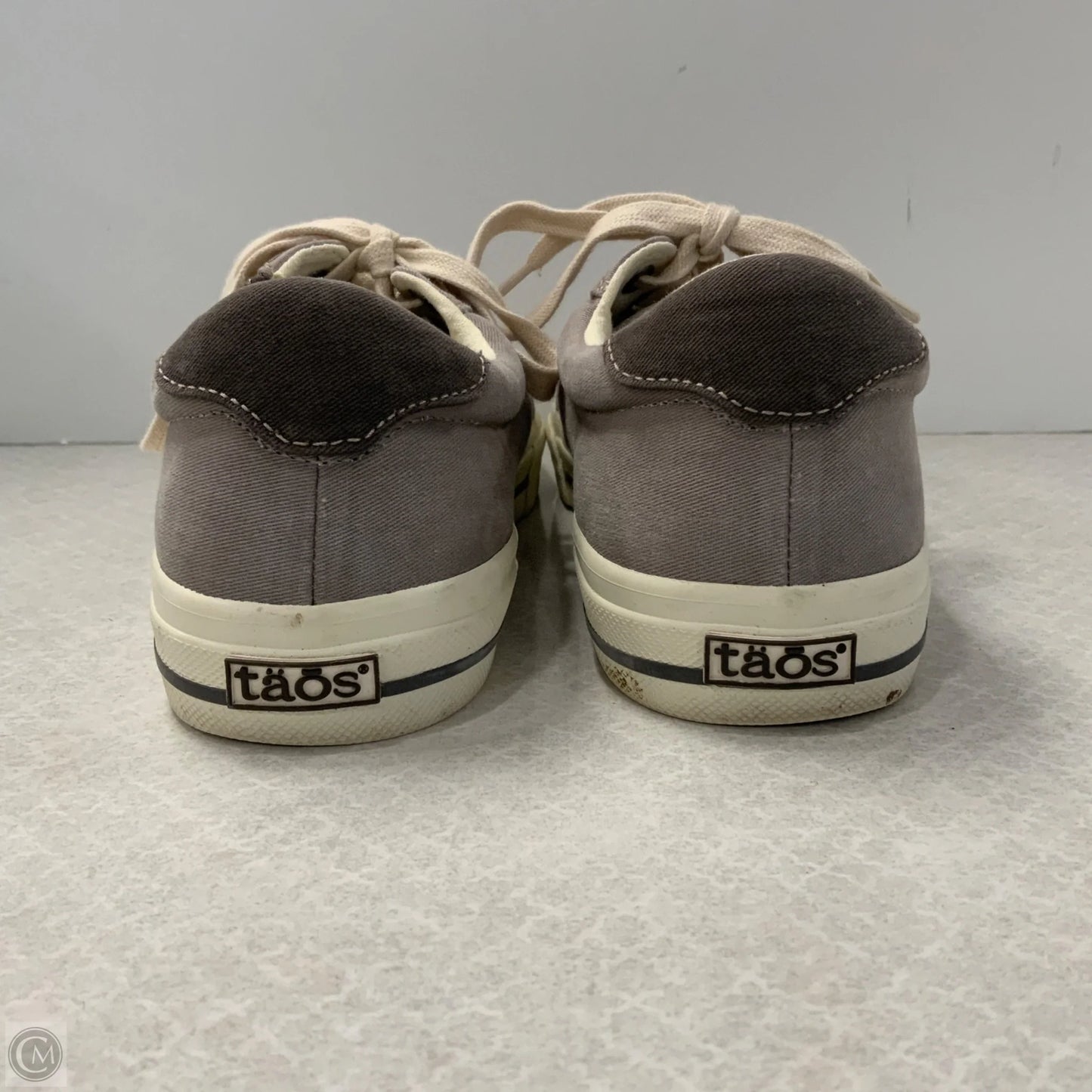 Shoes Sneakers By Taos In Grey, Size: 7