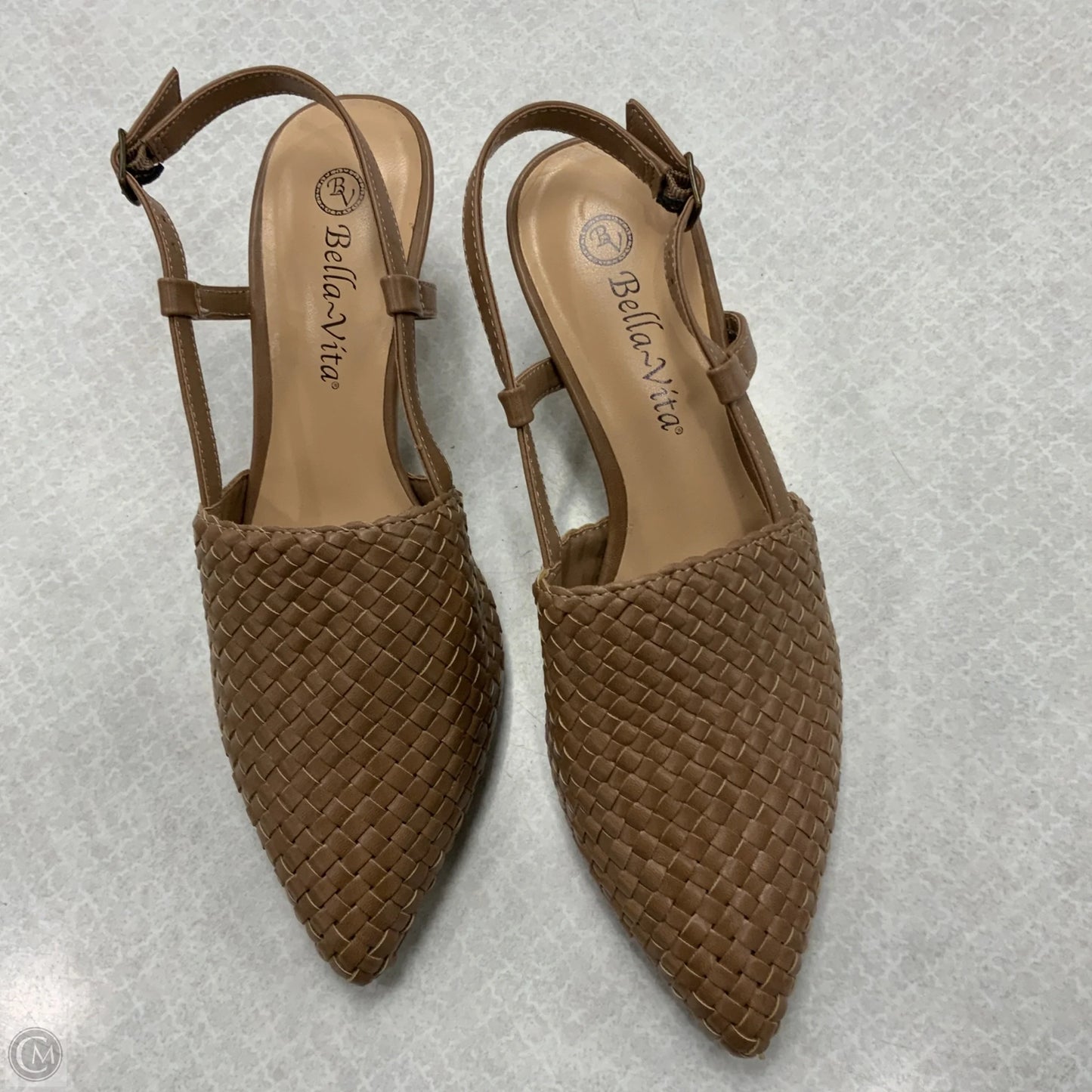 Shoes Heels Kitten By bella vita  In Brown, Size: 6.5