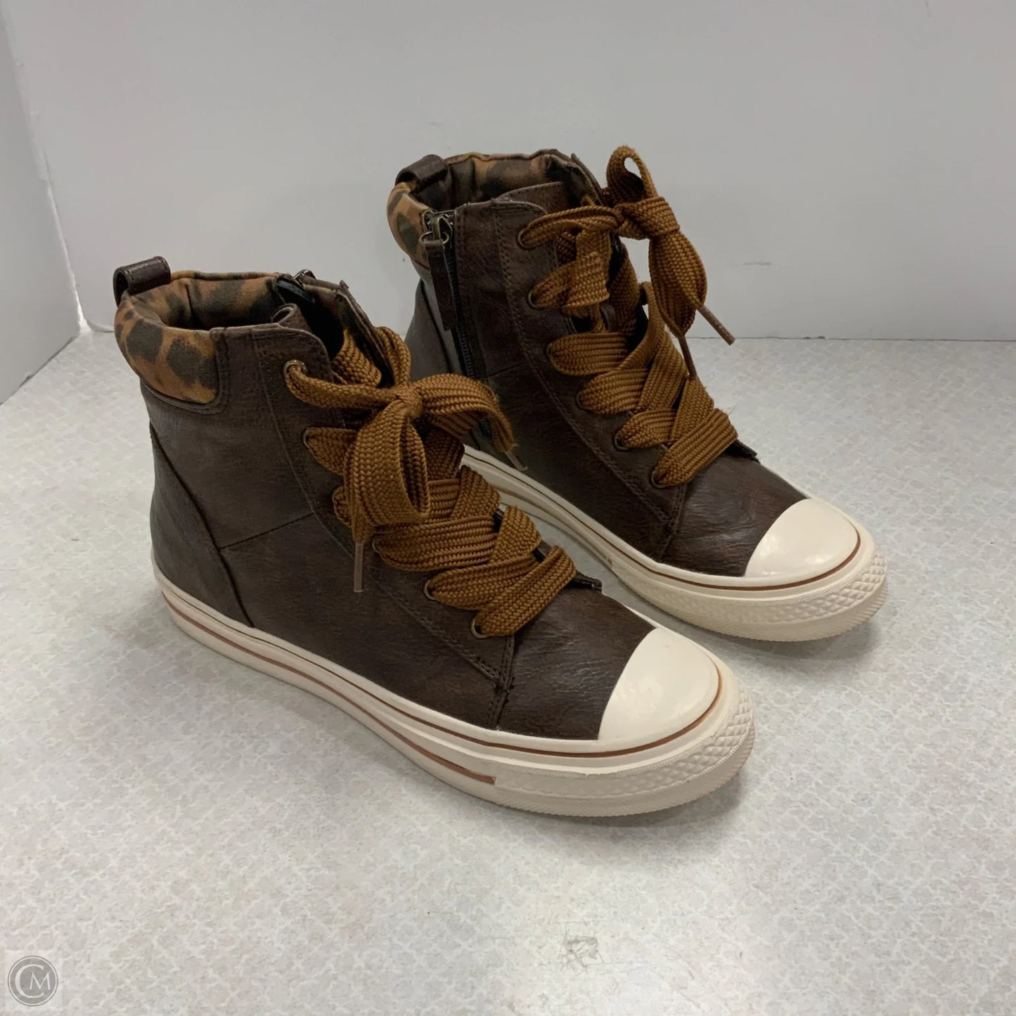 Shoes Sneakers By Yellow Box In Brown, Size: 7