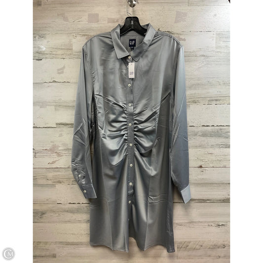 Dress Casual Short By Gap In Silver, Size: Xl