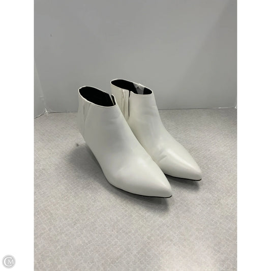 Boots Ankle Heels By Kenneth Cole Reaction In White, Size: 9.5
