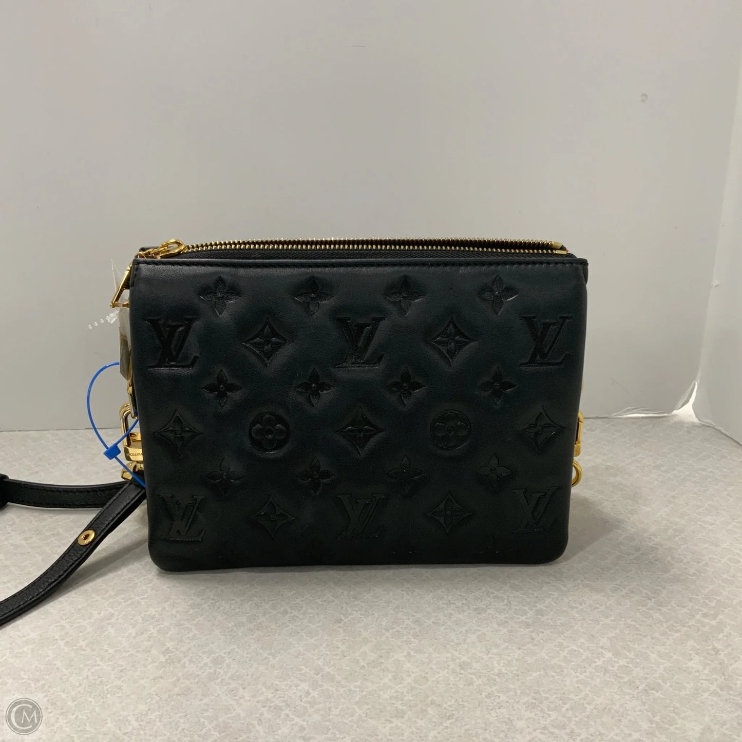 Handbag Luxury Designer By Louis Vuitton, Size: Medium