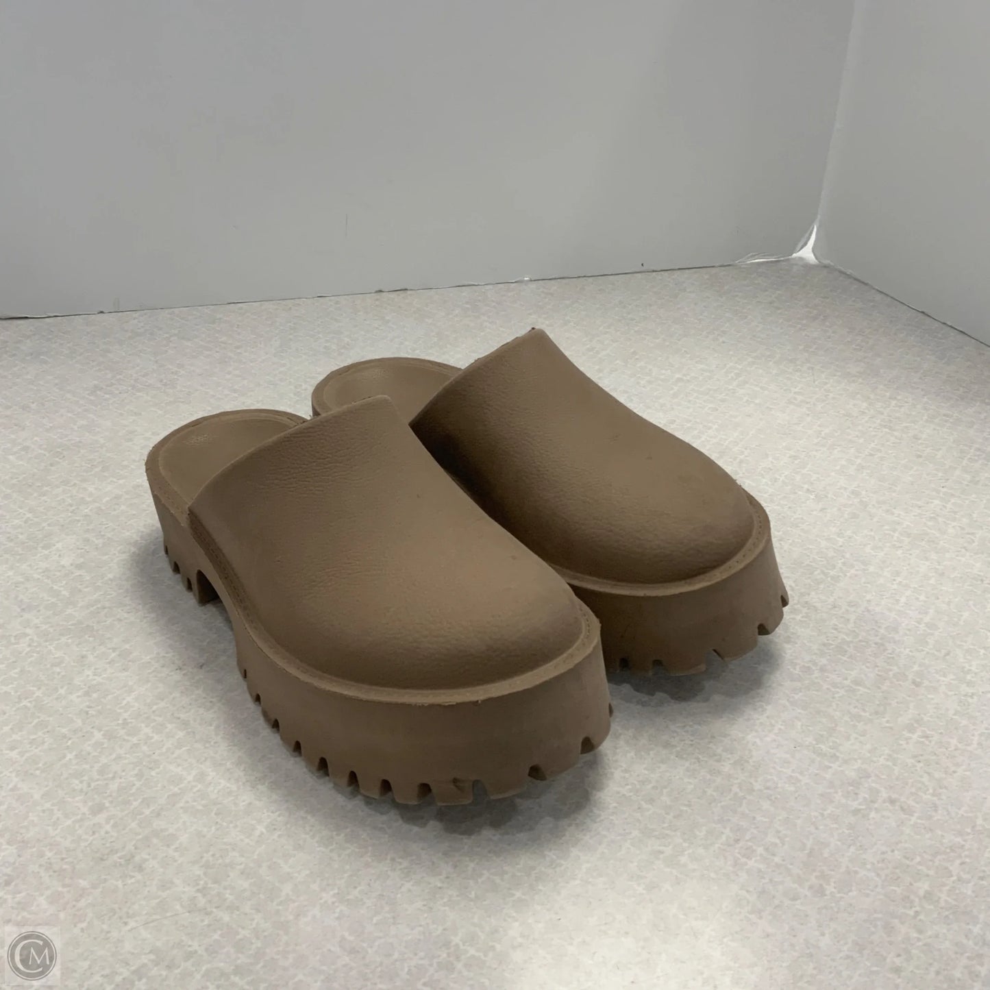 Shoes Flats By Jeffrey Campbell In Brown, Size: 9