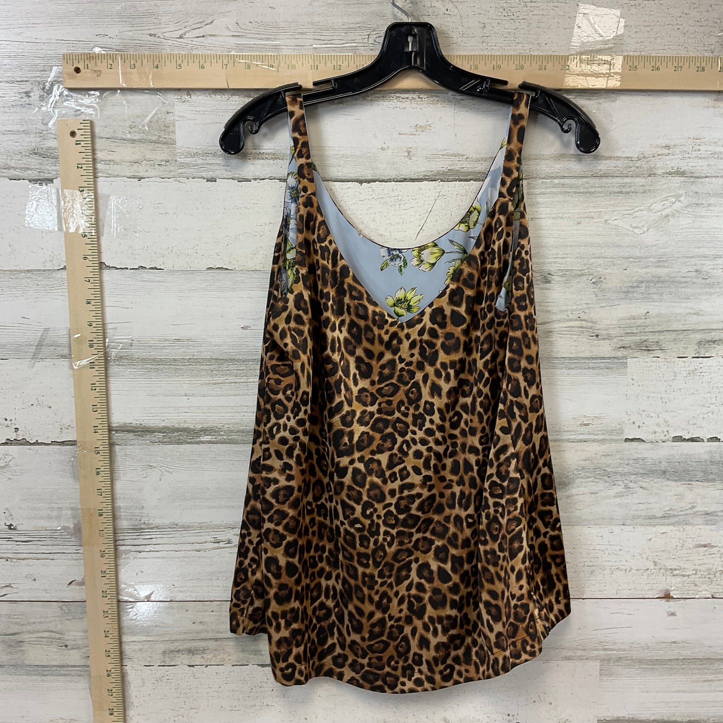 Top Sleeveless By Chicos  Size: M