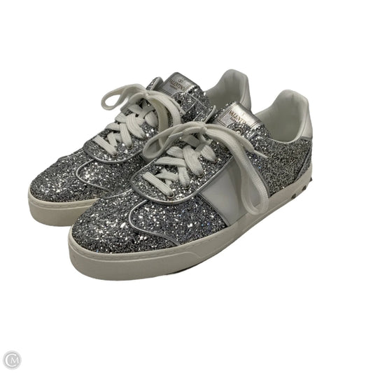 Shoes Luxury Designer By Valentino-garavani In Silver & White, Size: 9.5