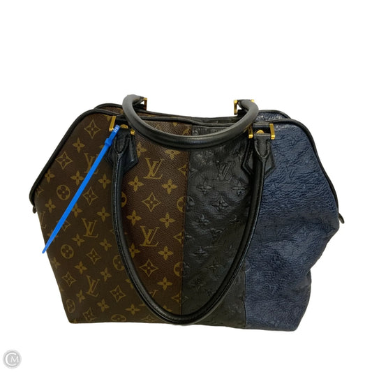 Handbag Luxury Designer By Louis Vuitton, Size: Medium