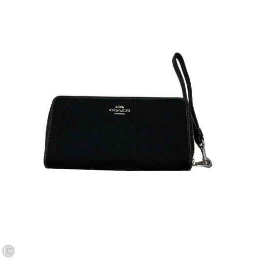 Wristlet Designer By Coach, Size: Medium