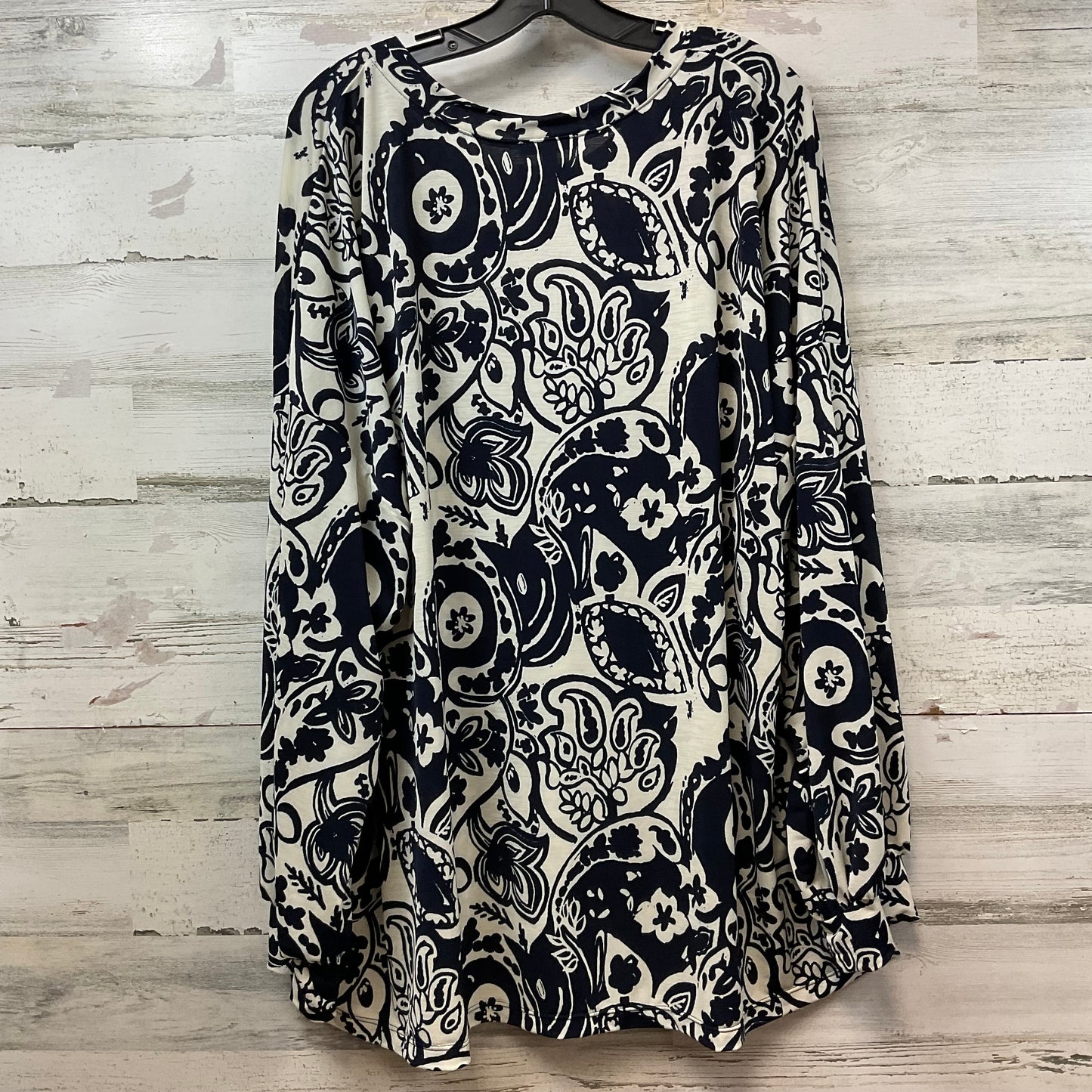 Top Long Sleeve By White Birch In Black & Cream, Size: 3x