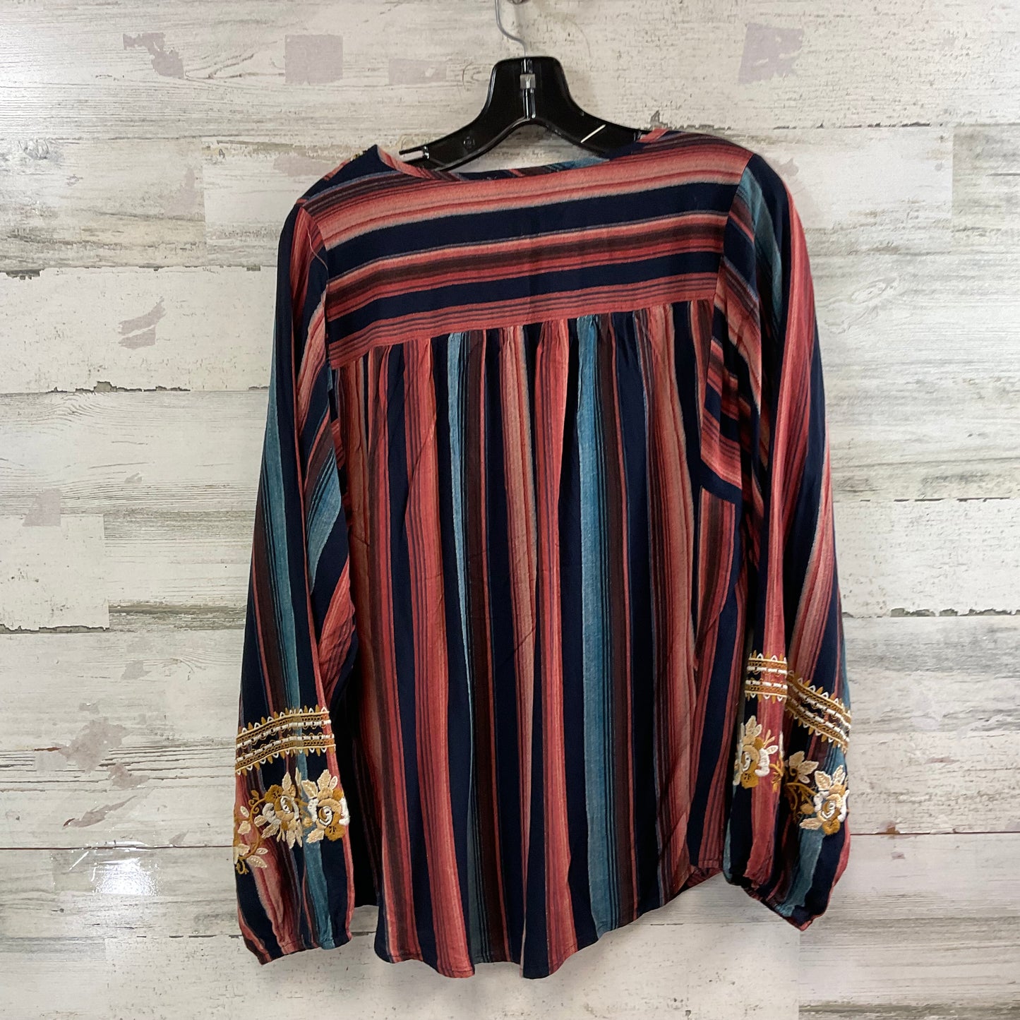 Top Long Sleeve By Savanna Jane, Size: M