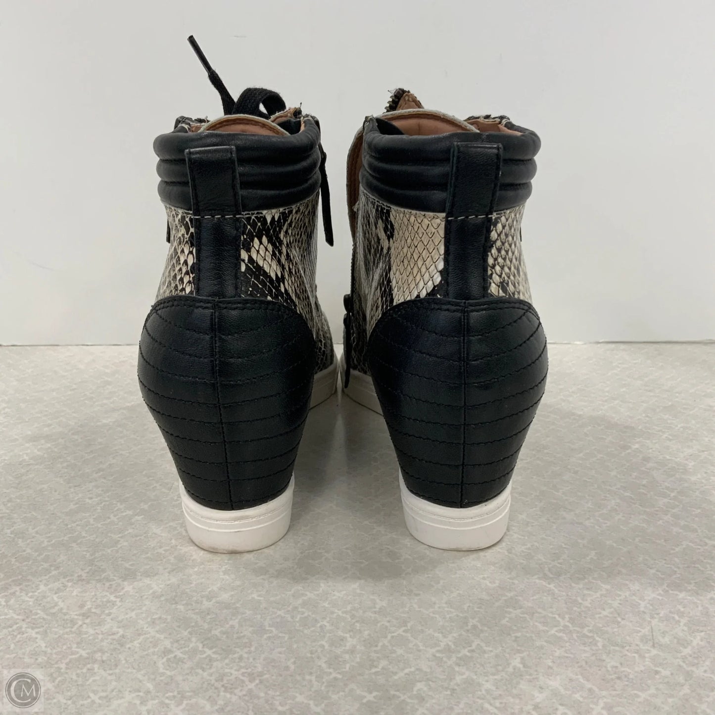 Shoes Sneakers By L. Paolo In Black, Size: 9.5