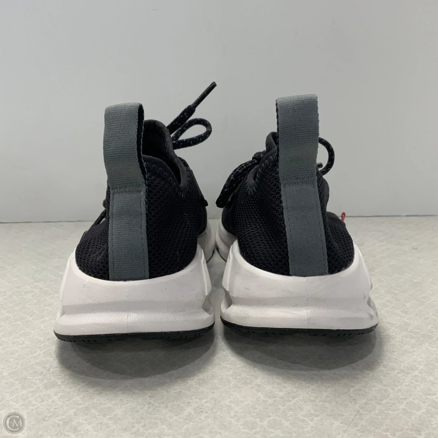 Shoes Athletic By On Cloud In Black, Size: 6.5