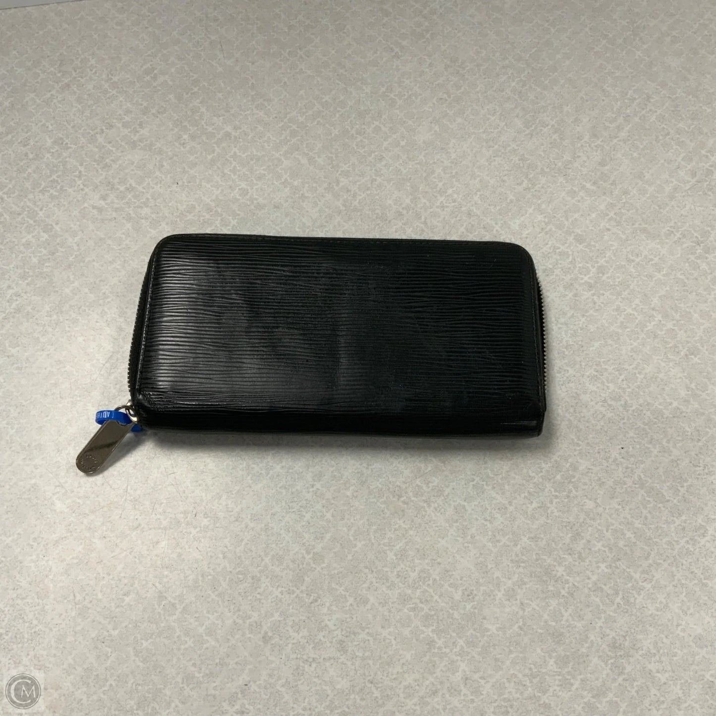 Wallet Luxury Designer By Louis Vuitton, Size: Medium