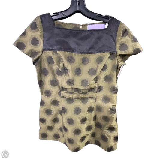 Top Short Sleeve Designer By Vera Wang In Green, Size 6