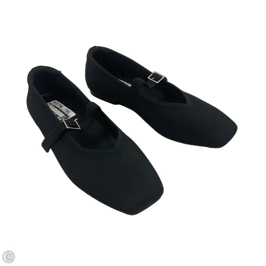 Shoes Flats By Vivaia In Black, Size: 11
