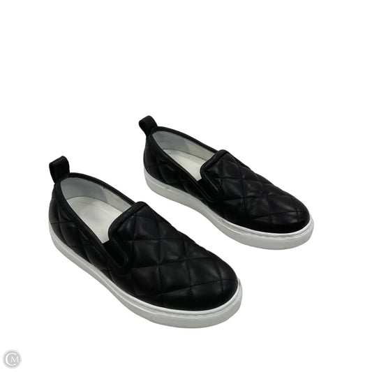 Shoes Flats By M GEMI In Black, Size: 6