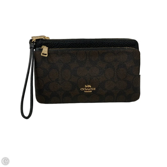 Wristlet Designer By Coach, Size: Medium