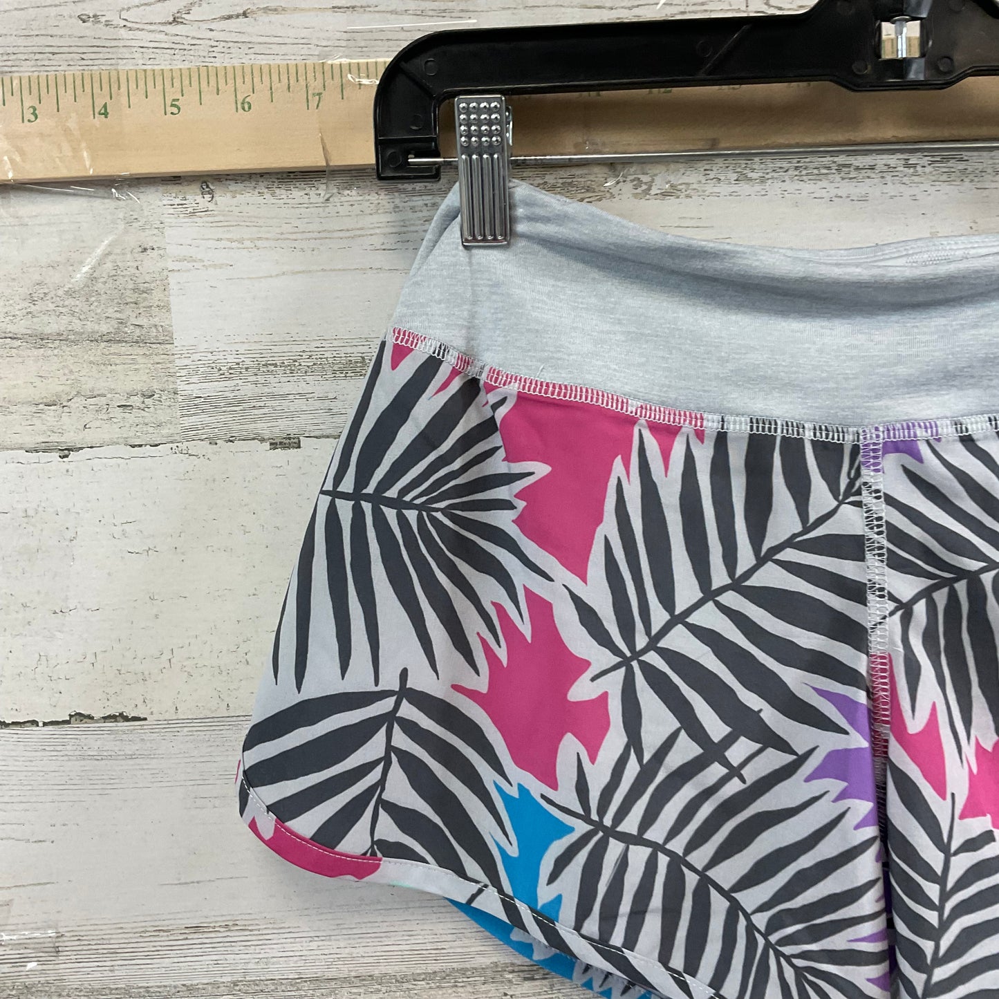 Pinkgray Athletic Shorts RABBIT, Size Xs