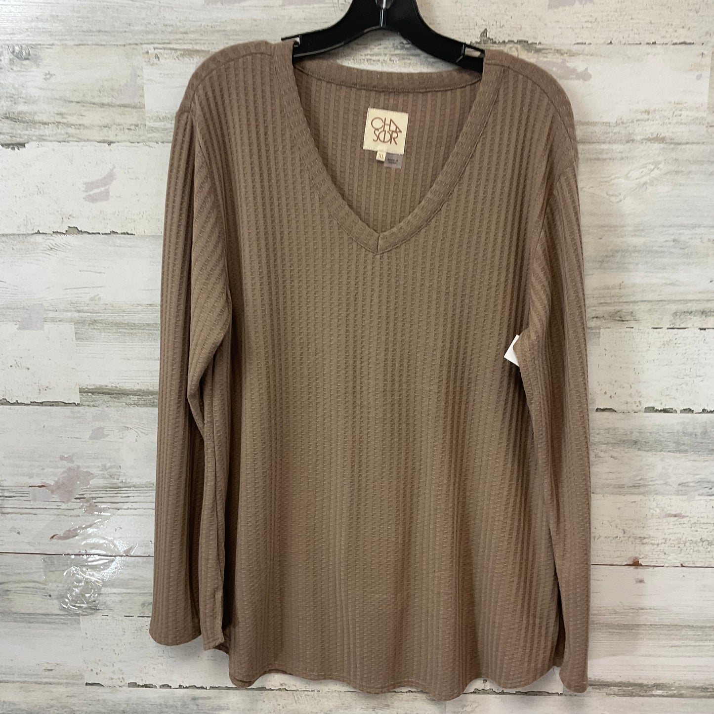 Top Long Sleeve By Chaser In Brown, Size: Xl