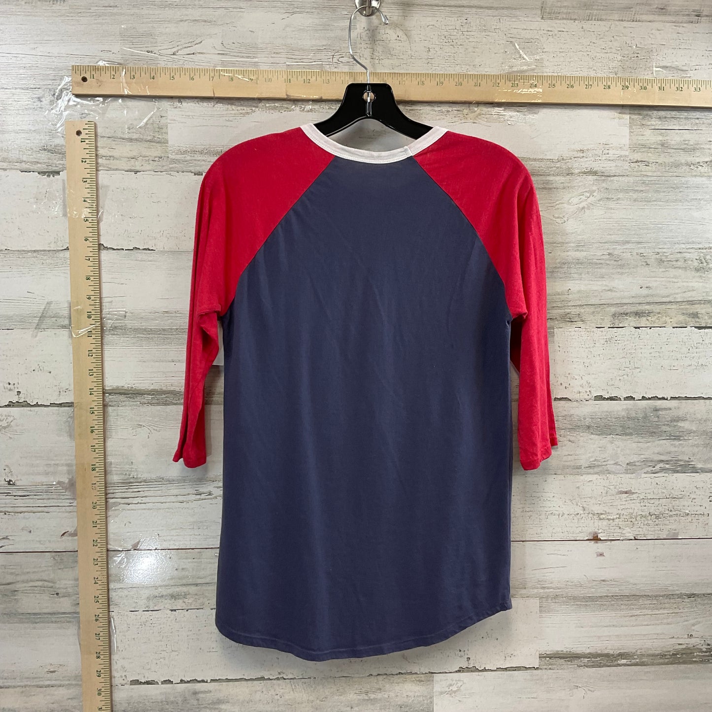 Red Top 3/4 Sleeve Basic Palmer Cash, Size S