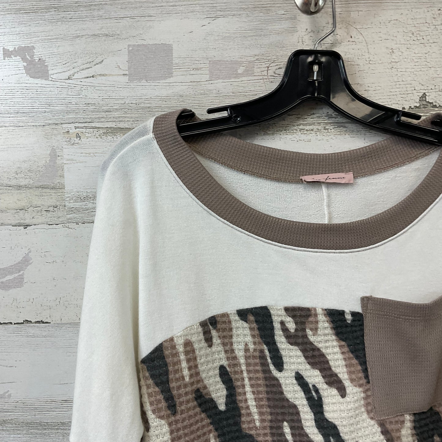 Top Long Sleeve Basic By CES FEMME In Bronze, Size: S