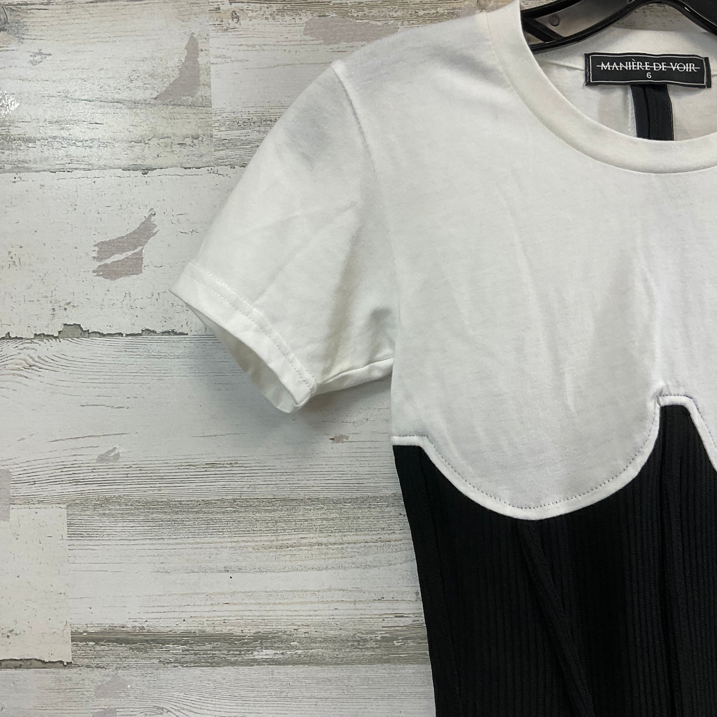 Top Short Sleeve By MANIERE DE VOIR In White, Size: XS