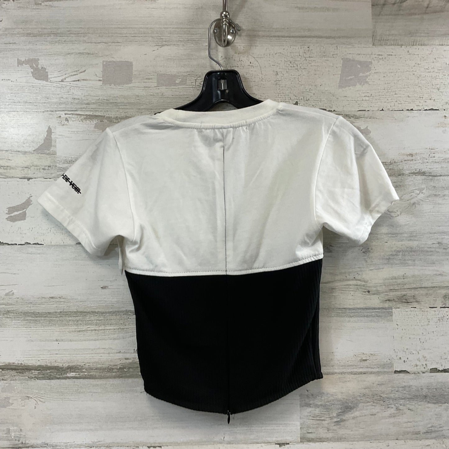 Top Short Sleeve By MANIERE DE VOIR In White, Size: XS