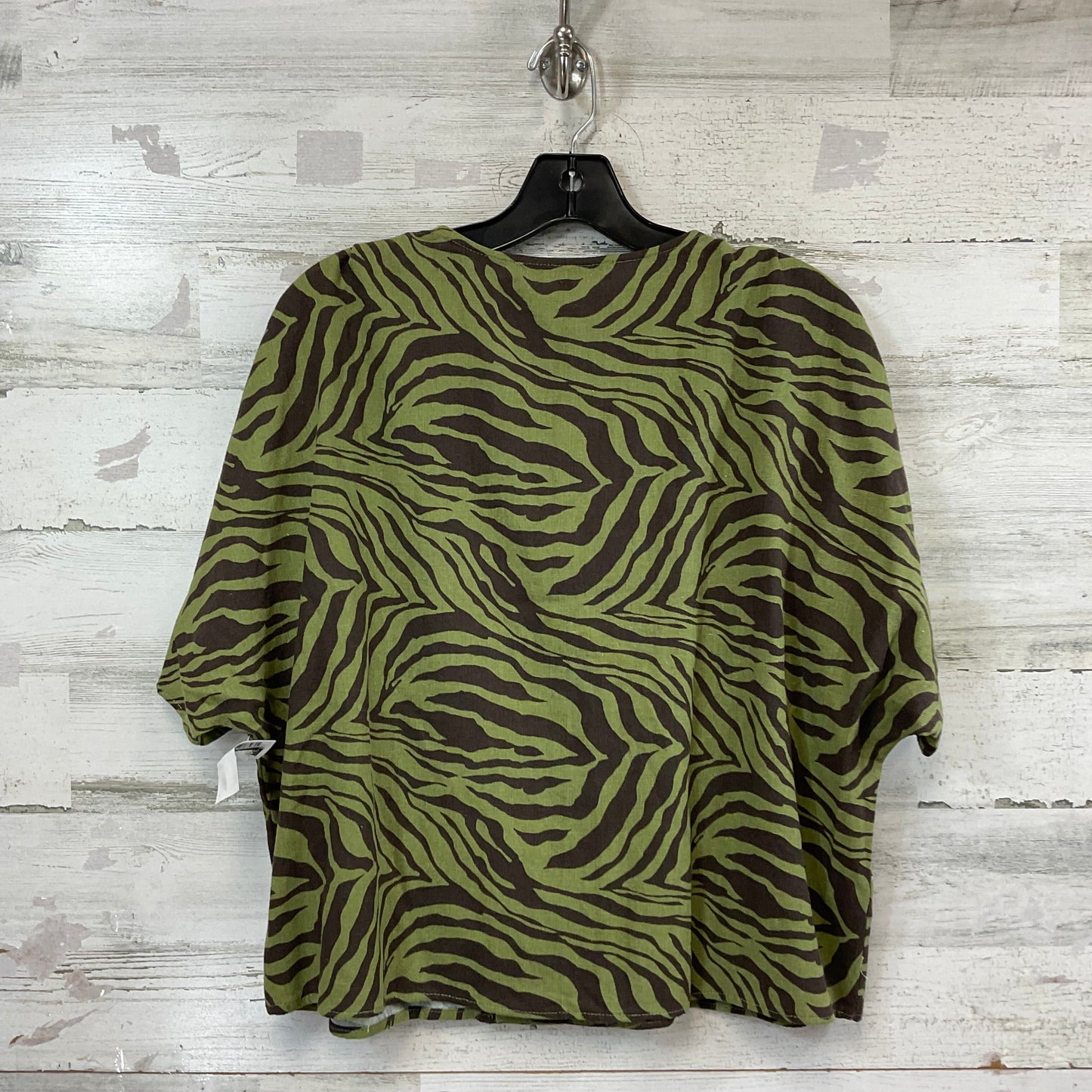 Top Short Sleeve By ALICE BLUE In Green, Size: L