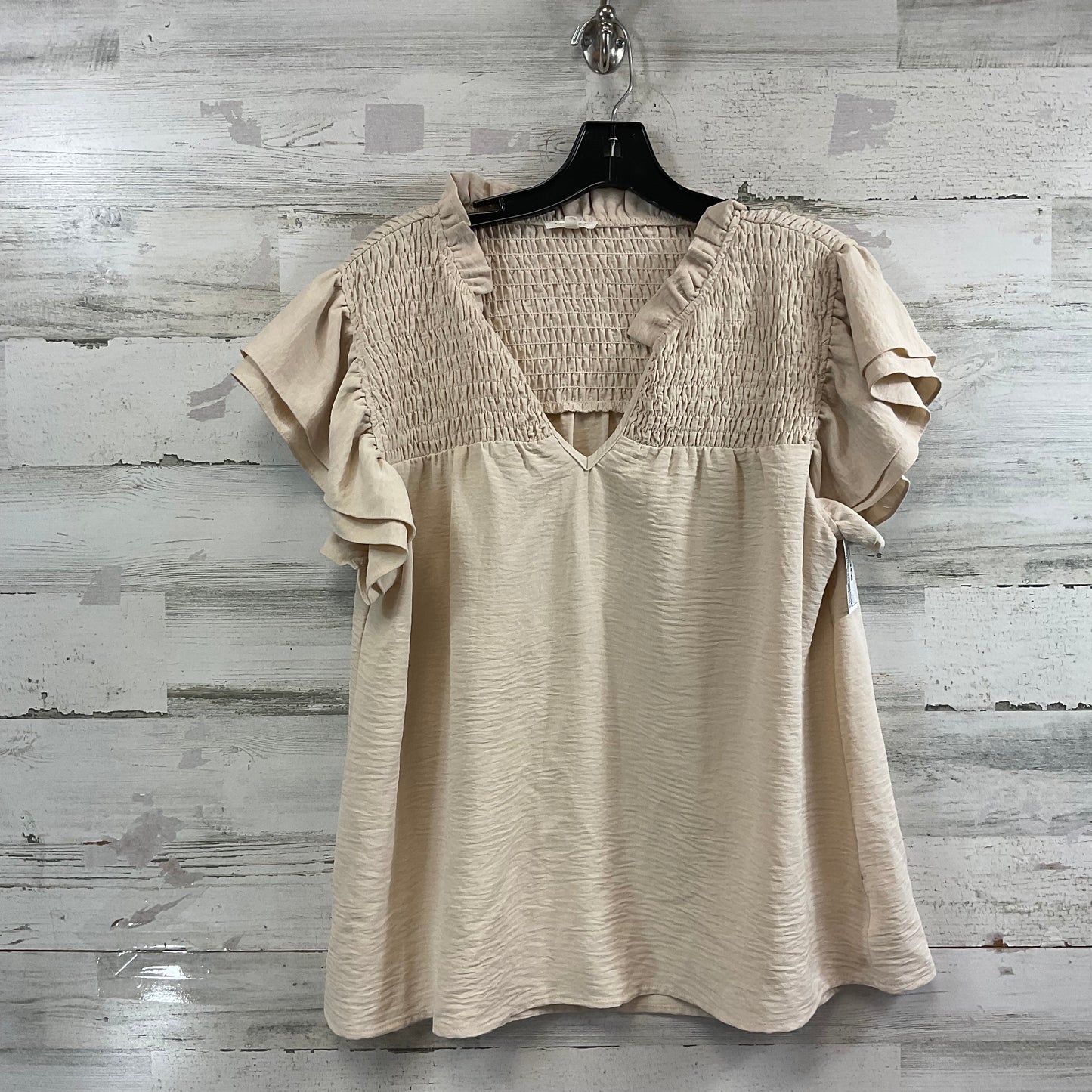 Top Short Sleeve By Jodifl In Cream, Size: L