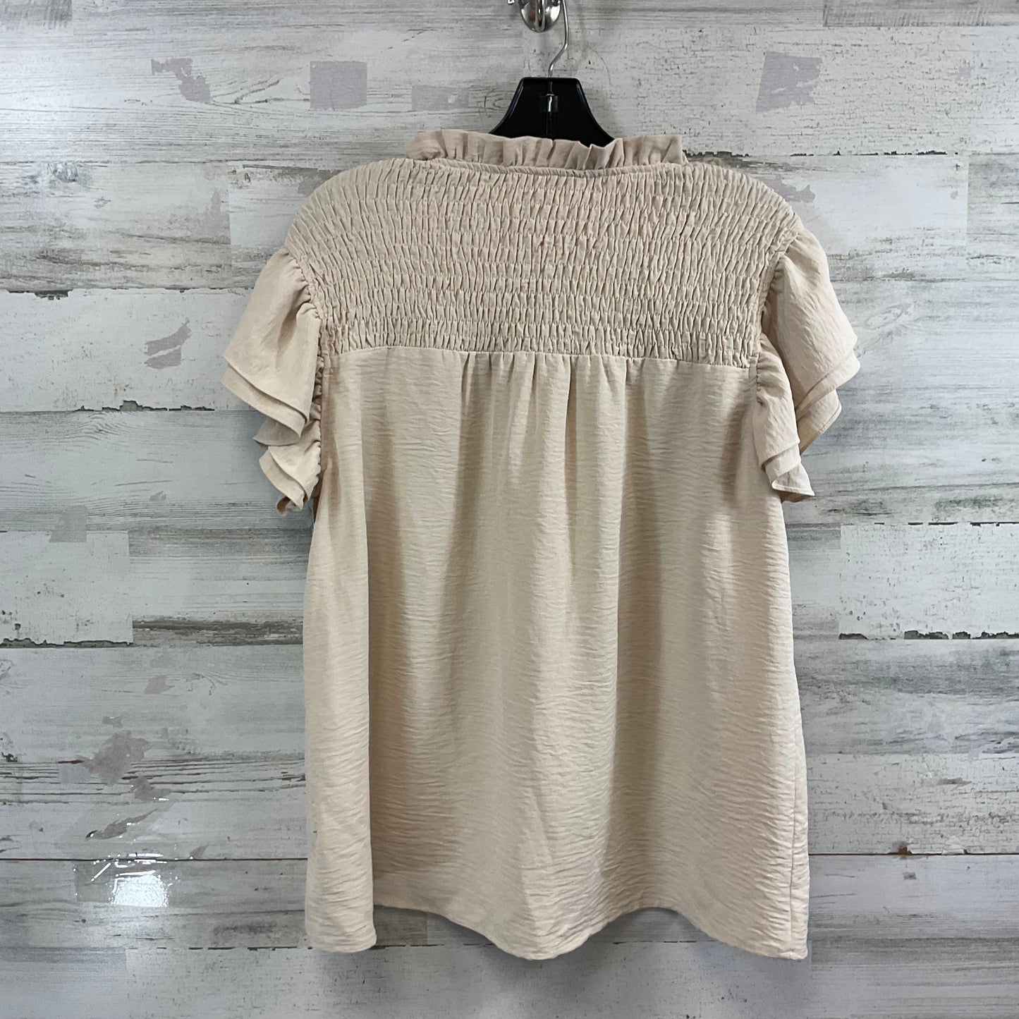 Top Short Sleeve By Jodifl In Cream, Size: L