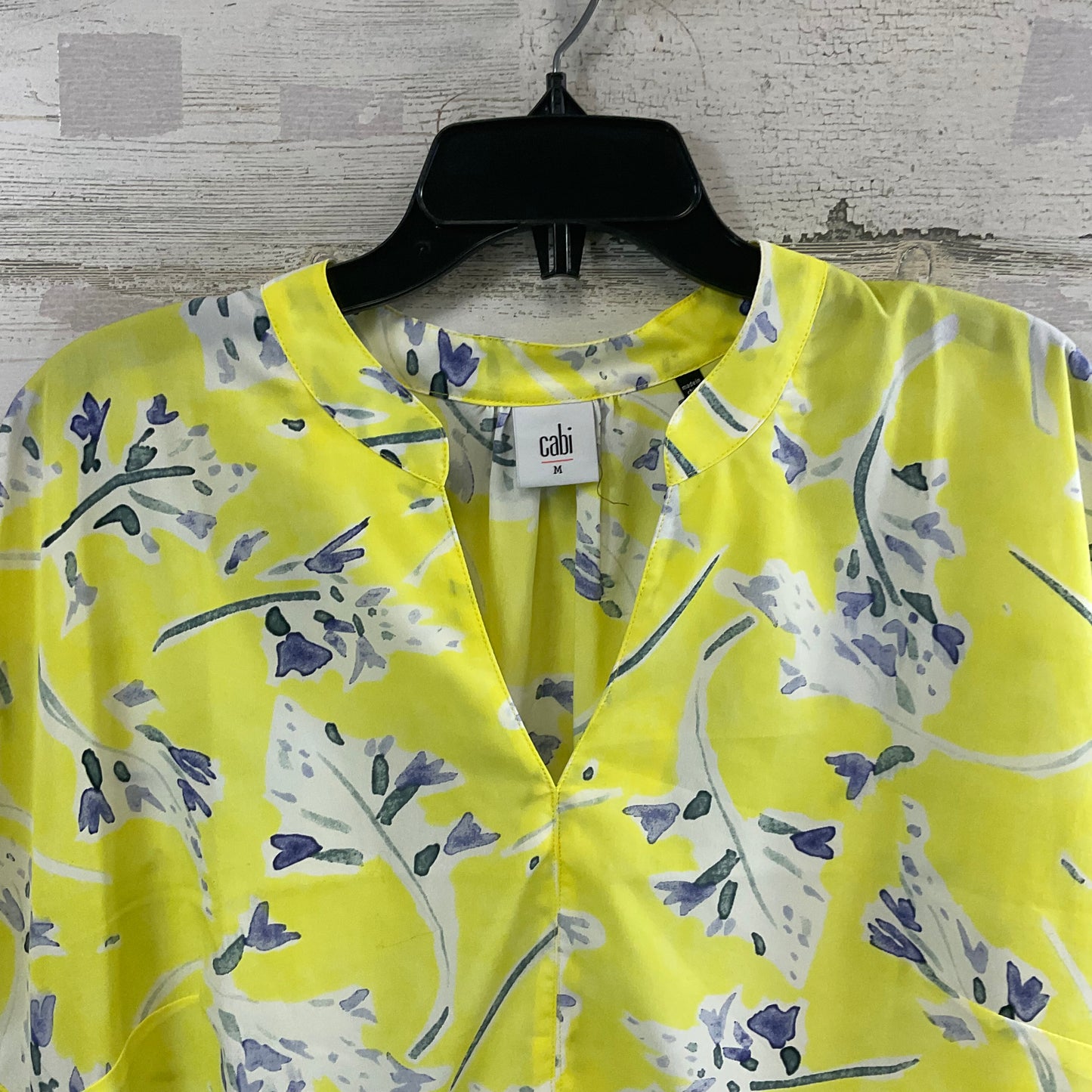 Top Short Sleeve By Cabi In Yellow, Size: M