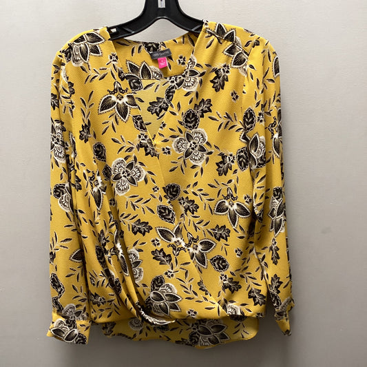 Blouse Long Sleeve By Vince Camuto In Yellow, Size: S