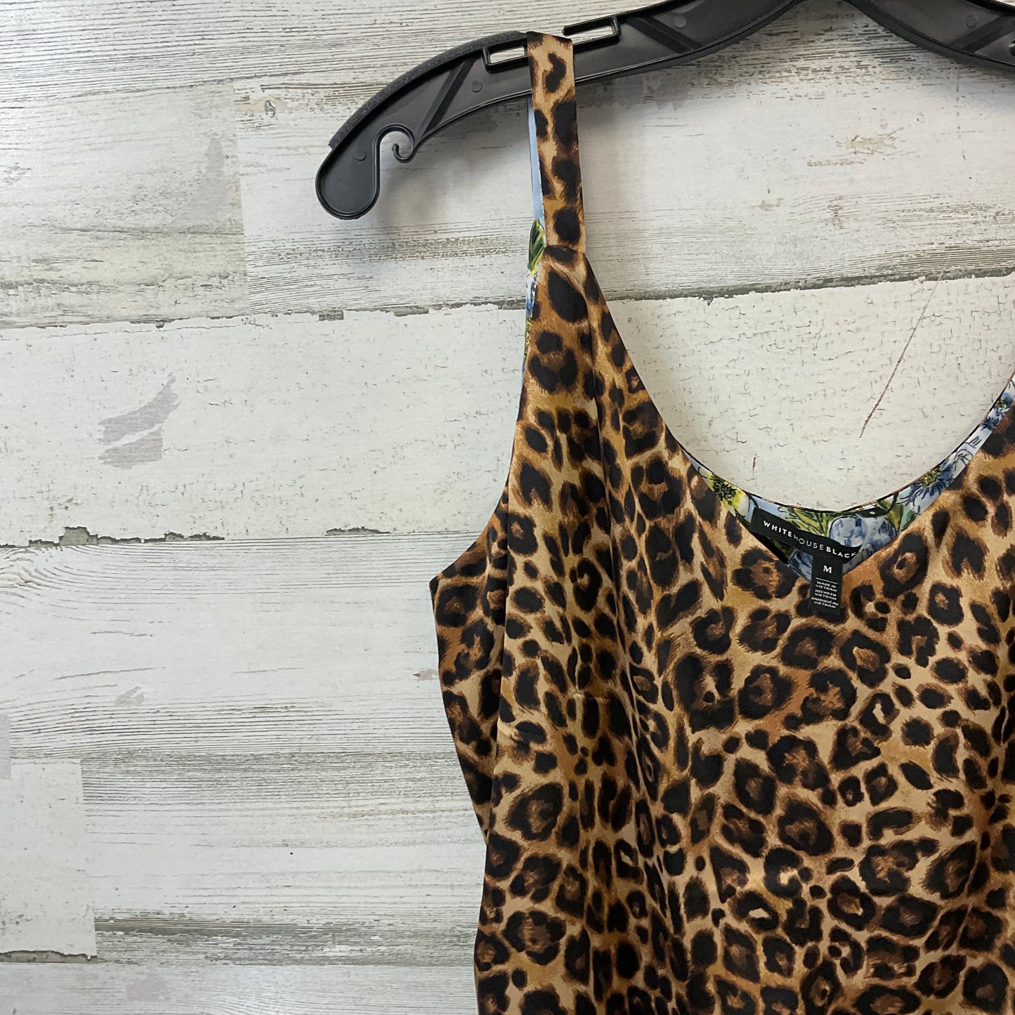 Top Sleeveless REVERSIBLE By White House Black Market In Animal Print, Size: M