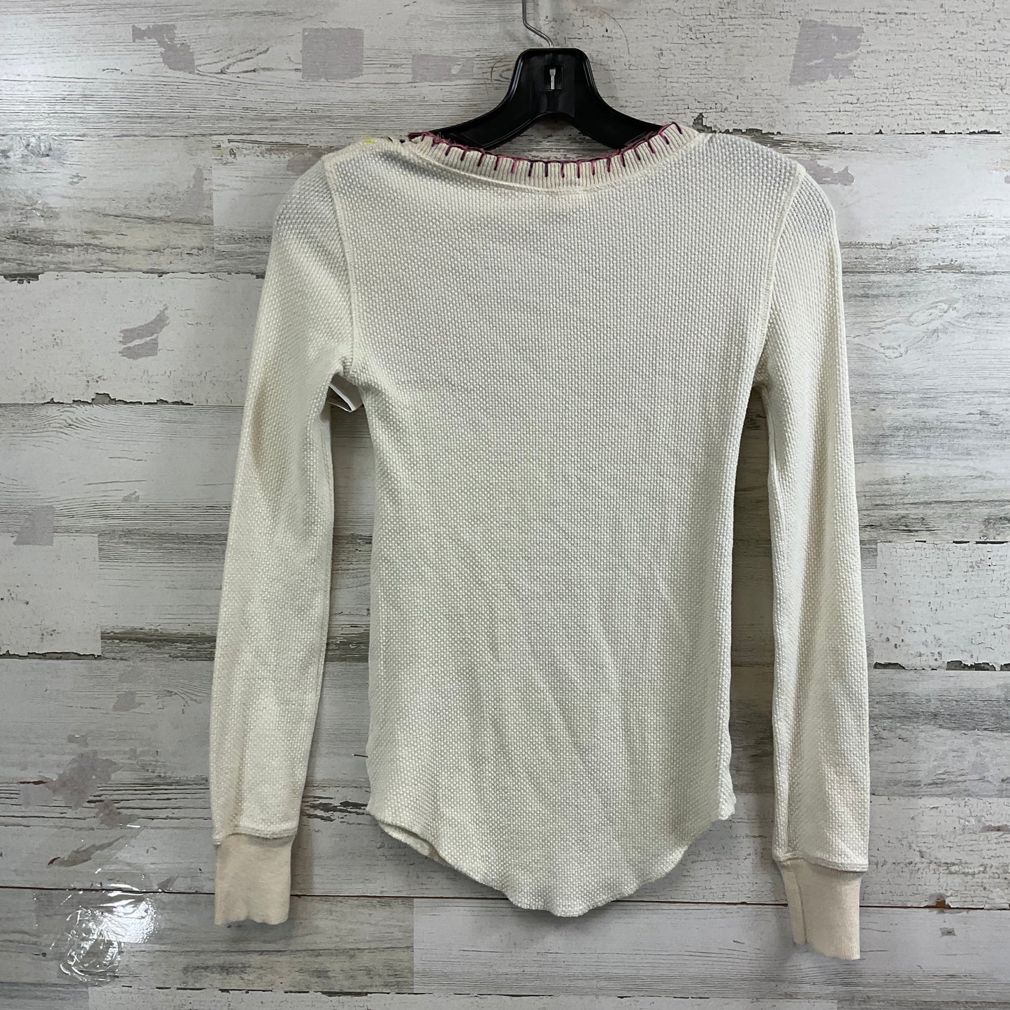 Top Long Sleeve By Free People In Cream, Size: Xs