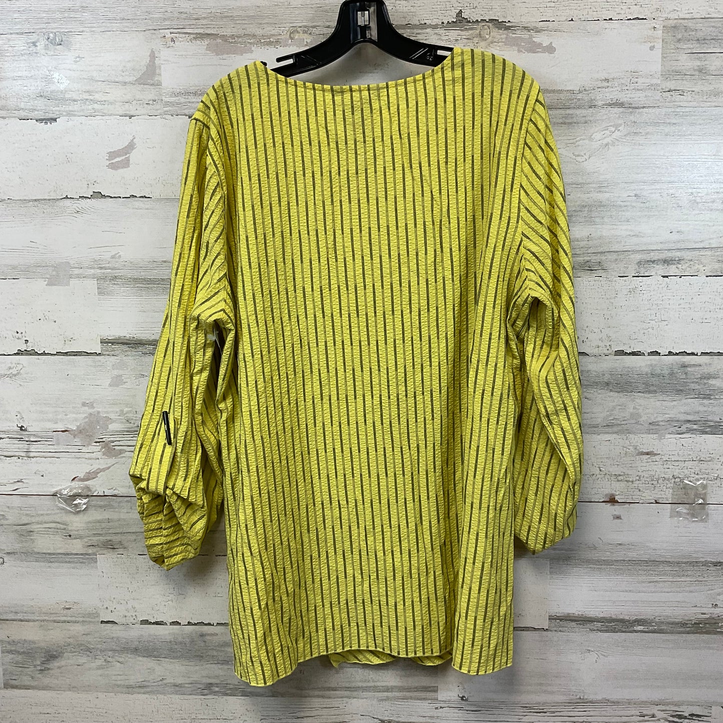 Top Long Sleeve By Ali Miles In Yellow, Size: Xl