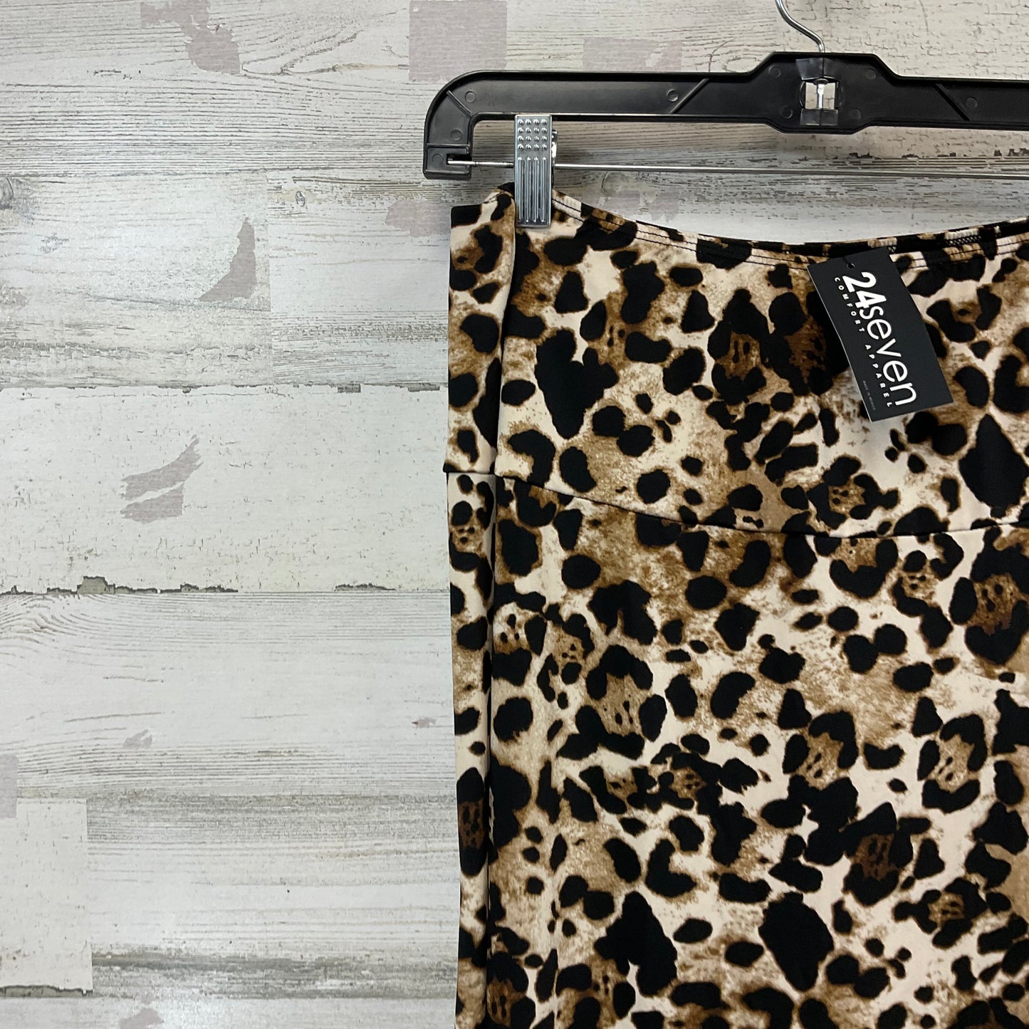 Skirt Midi By 24/7 In Animal Print, Size: Xl