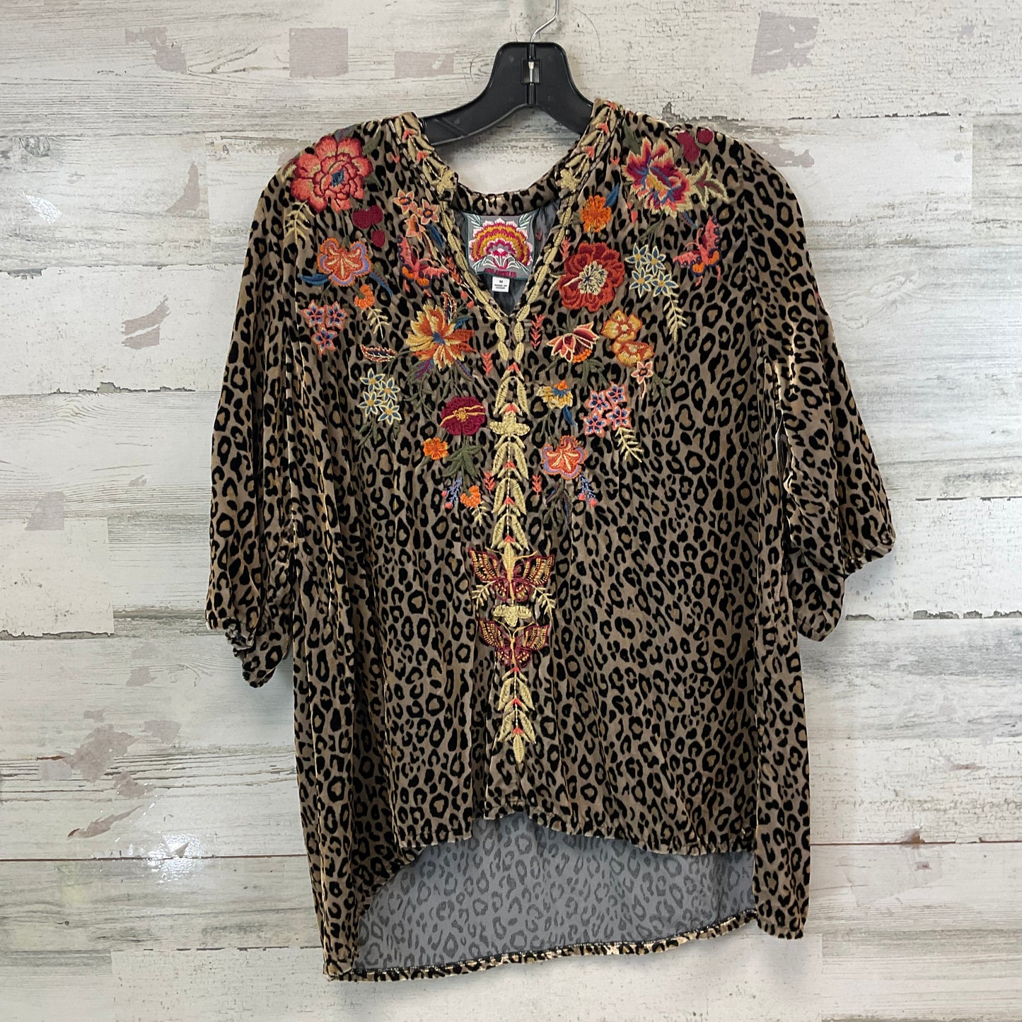 Top Short Sleeve By Johnny Was In Animal Print, Size: M