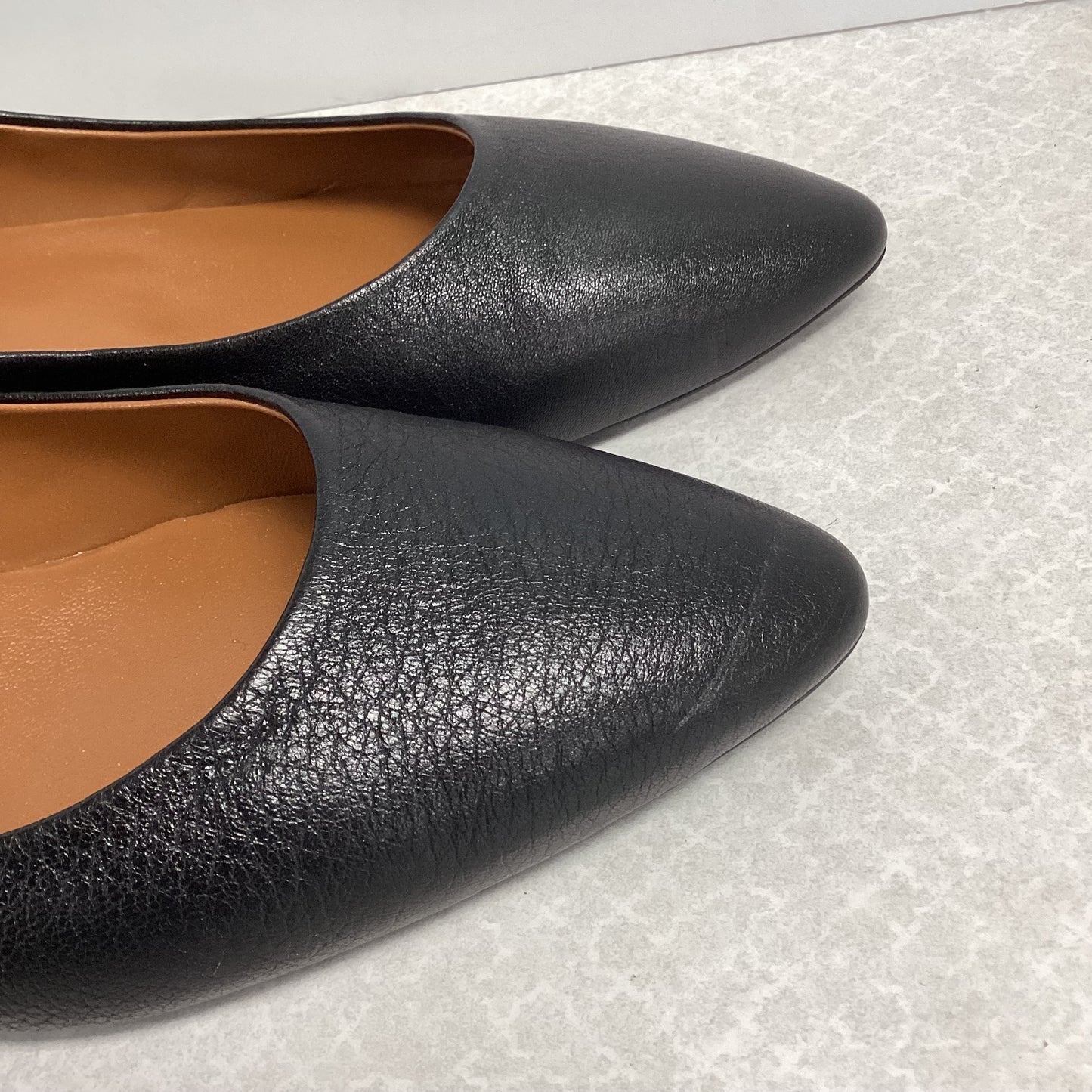 Shoes Flats By Aquatalia In Black, Size: 9