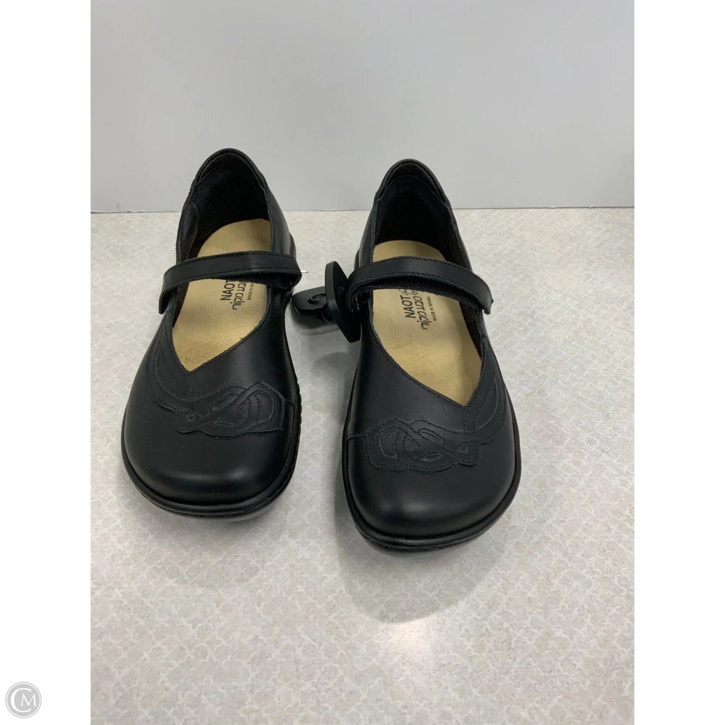 Shoes Flats By Naot In Black, Size: 6.5