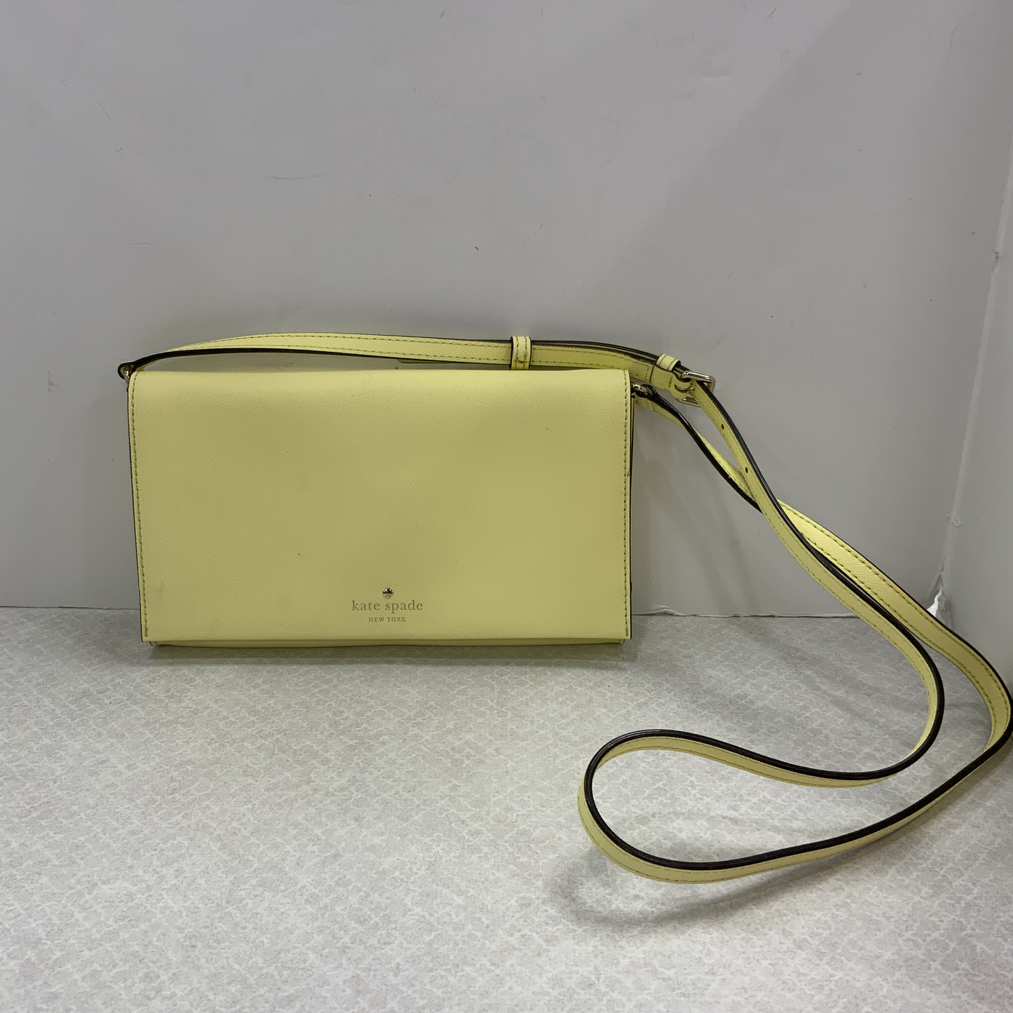 Crossbody Designer By Kate Spade  Size: Medium