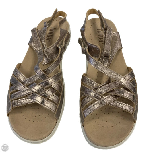 Sandals Flats By hotter In Gold, Size: 7
