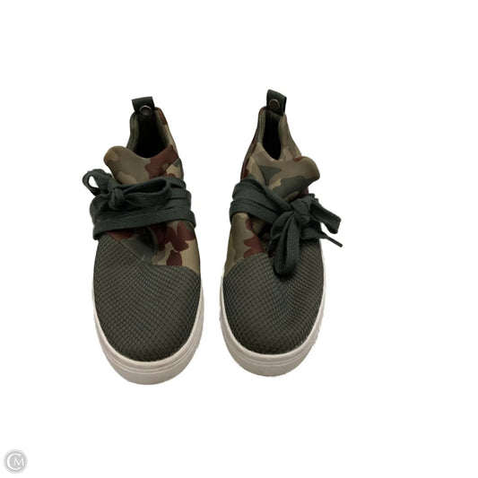 Shoes Sneakers By Steve Madden In Green, Size: 8.5
