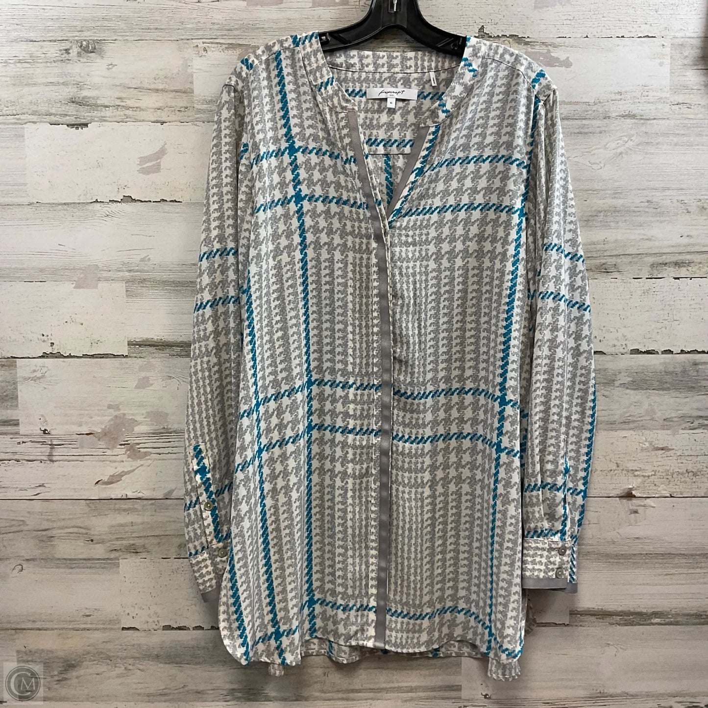 Blouse Long Sleeve By Foxcroft In Grey, Size: Xl