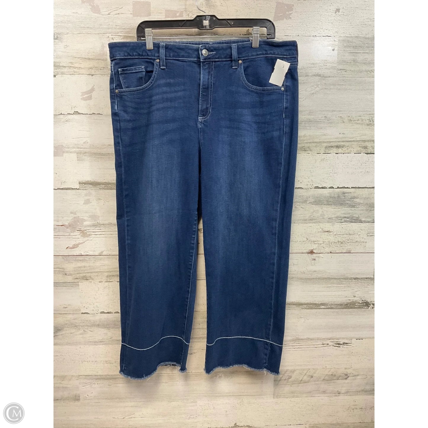 Jeans Cropped By Chicos In Blue Denim, Size: 16