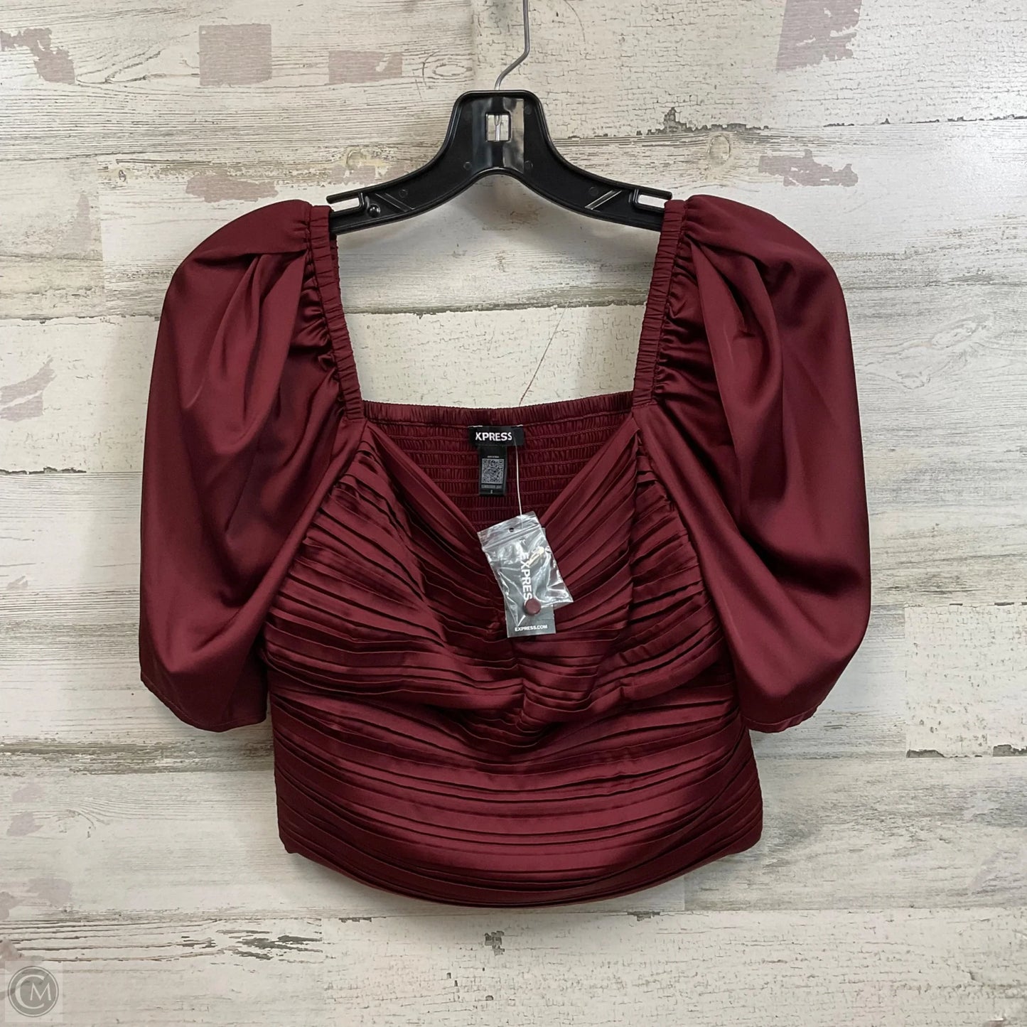 Top Short Sleeve By Express In Red, Size: S