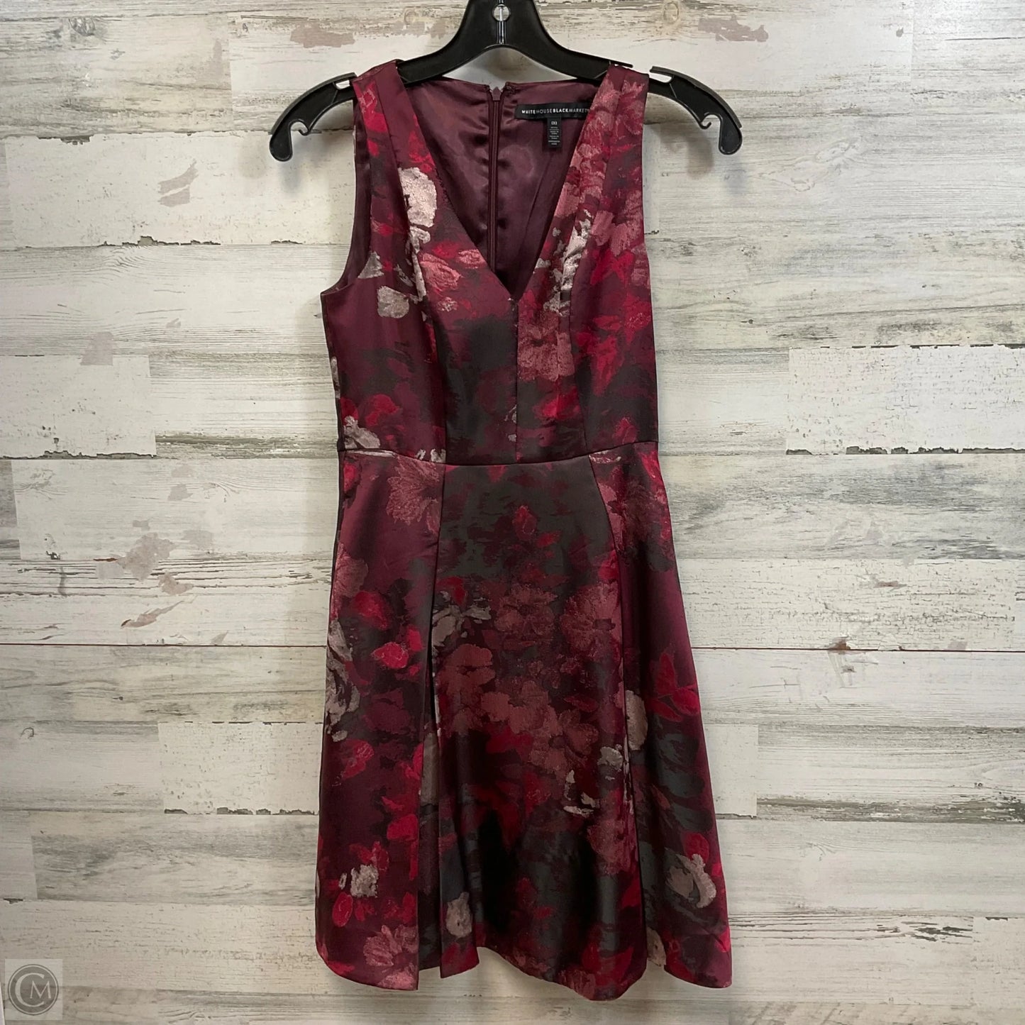 Dress Party Short By White House Black Market In Maroon, Size: 00