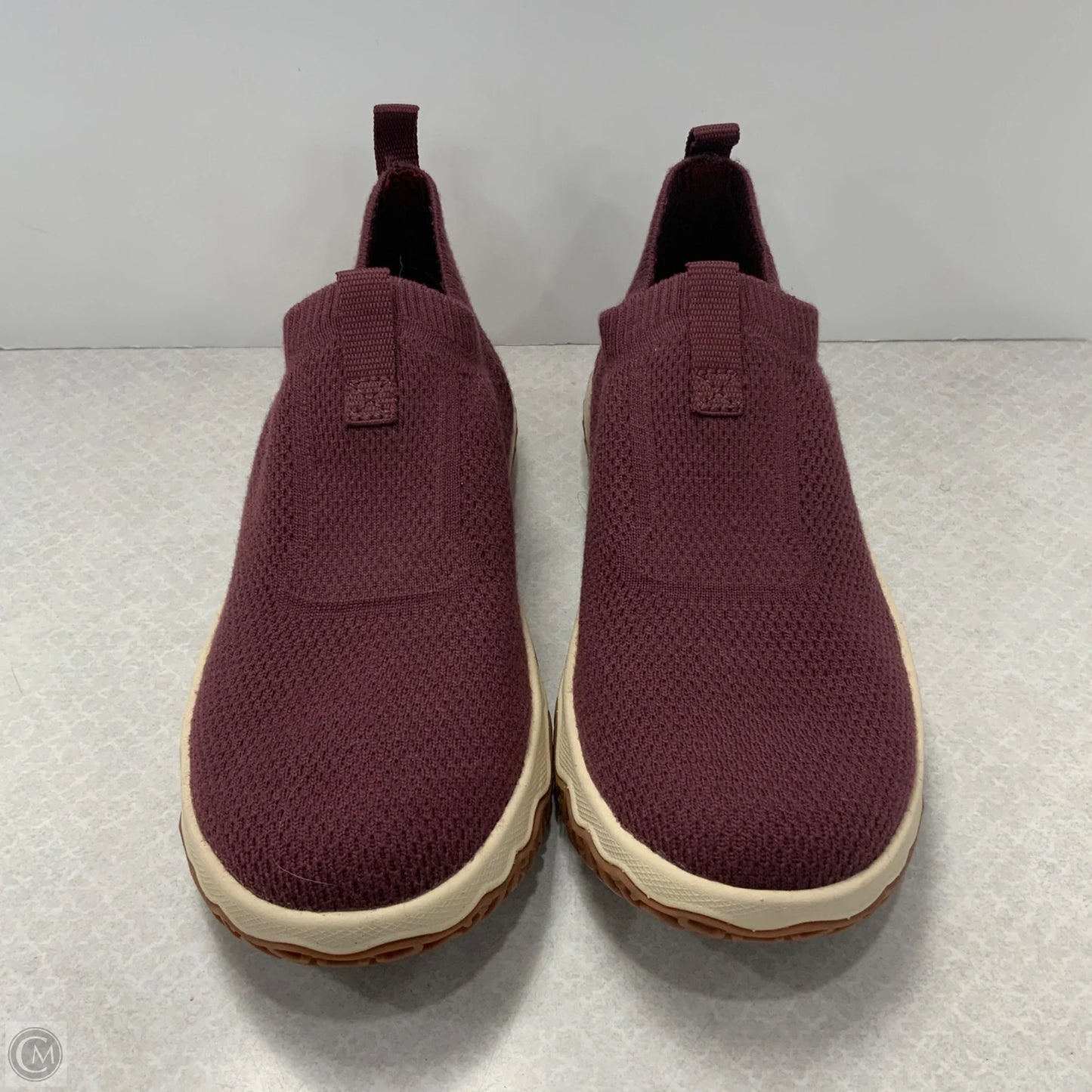 Shoes Sneakers By L.l. Bean In Maroon, Size: 8