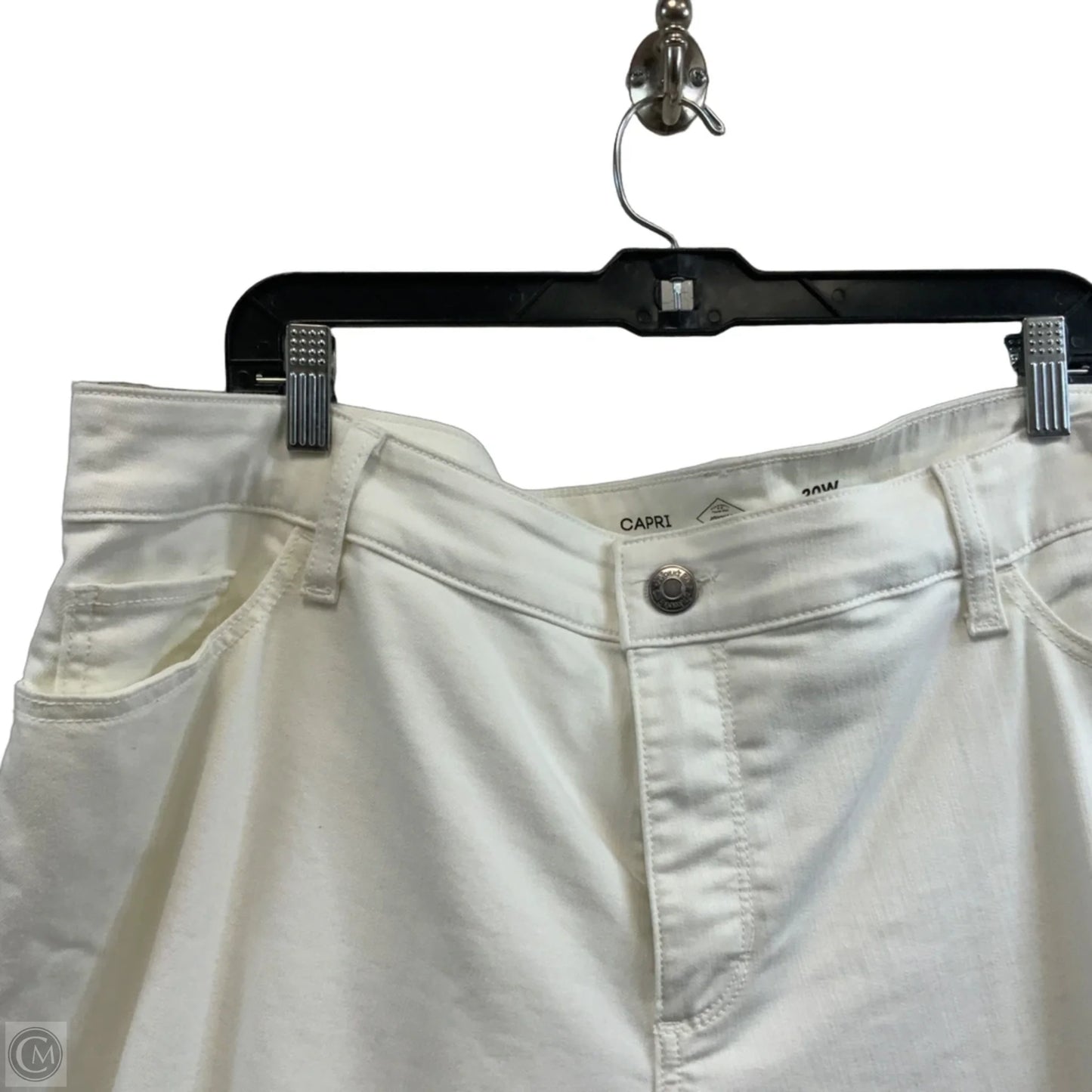 Capris By St Johns Bay In White, Size: 20