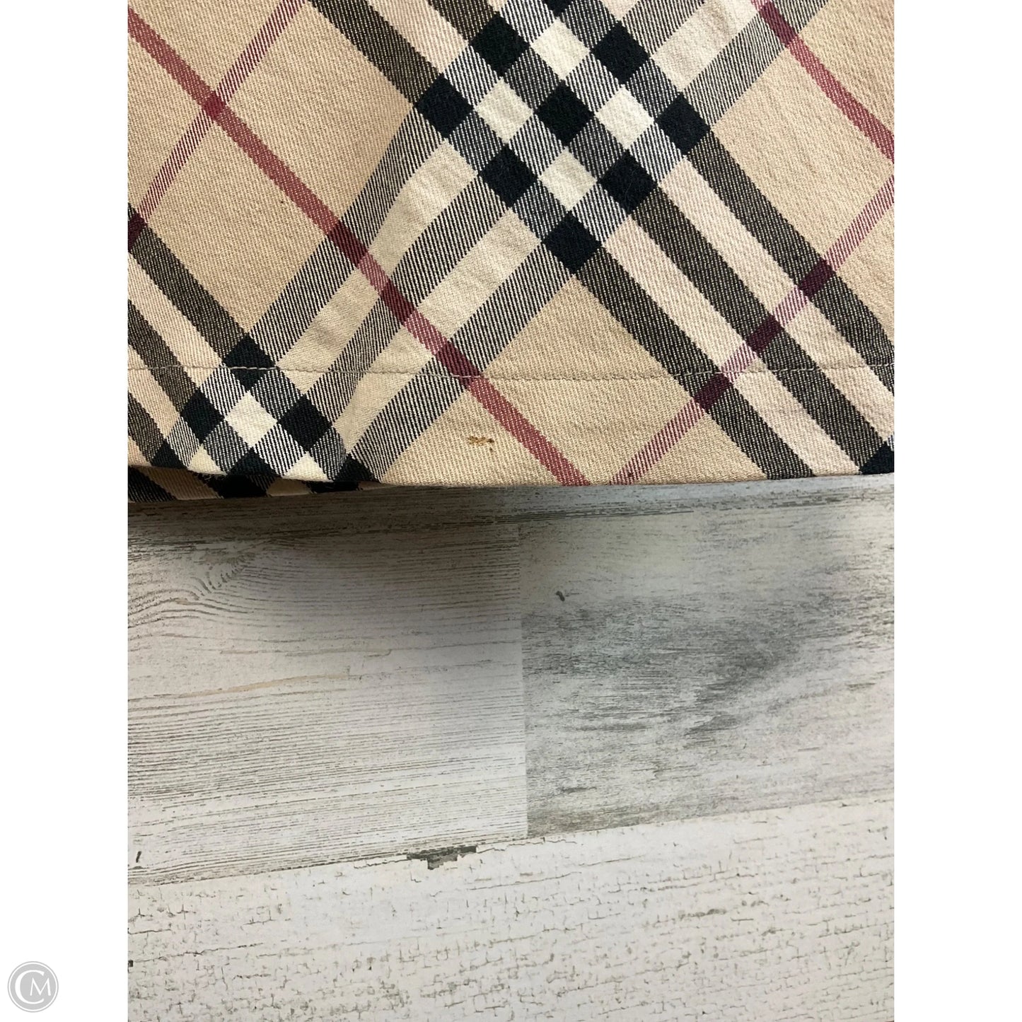 Skirt Luxury Designer By Burberry In Plaid Pattern, Size: 6