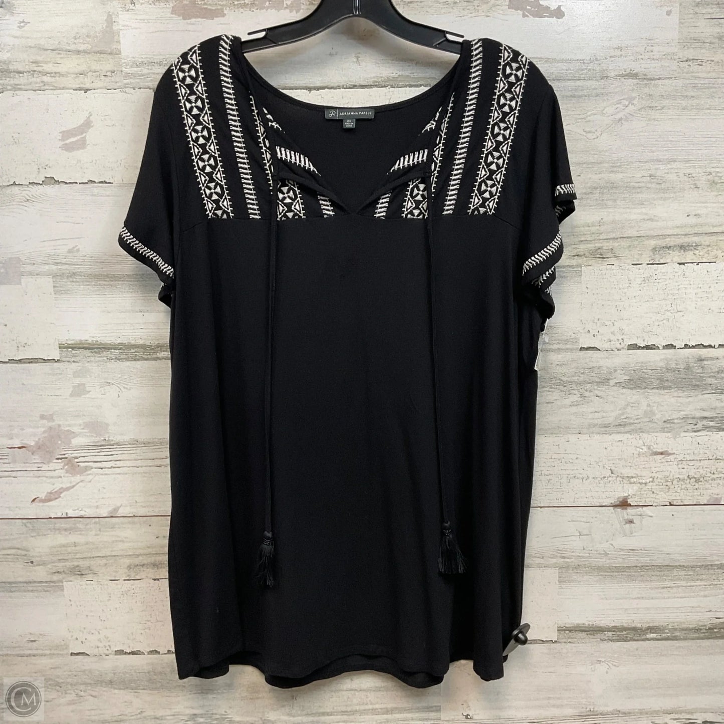 Top Short Sleeve By Adrianna Papell In Black, Size: 2x